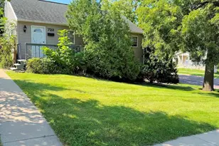 723 9th Ave, Baraboo, WI 53913 - Photo 9