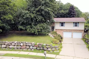 620 Oak St, Cottage Grove, WI 53527 - Photo 83