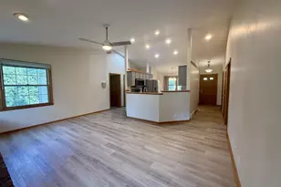 4333 Fieldcrest Dr, Janesville, WI 53546 - Photo 11