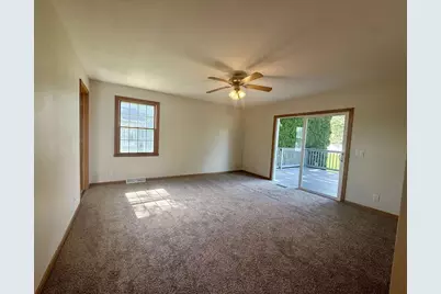 4333 Fieldcrest Drive, Janesville, WI 53546 - Photo 13
