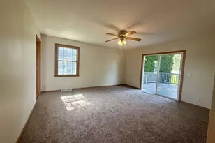 4333 Fieldcrest Dr, Janesville, WI 53546 - Photo 13