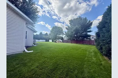 4333 Fieldcrest Drive, Janesville, WI 53546 - Photo 39