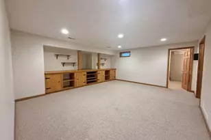 4333 Fieldcrest Dr, Janesville, WI 53546 - Photo 23