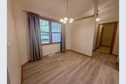 4333 Fieldcrest Drive, Janesville, WI 53546 - Photo 7