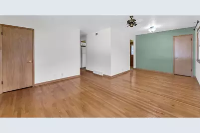 4418 Kentucky Avenue, Milwaukee, WI 53221 - Photo 5