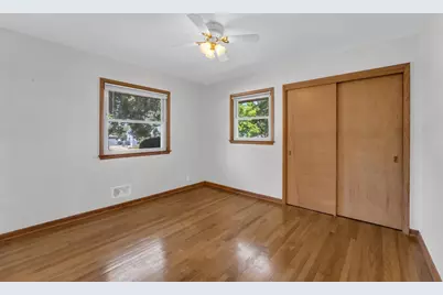 4418 Kentucky Avenue, Milwaukee, WI 53221 - Photo 17