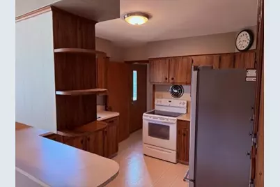 653 Gerald Avenue, Sun Prairie, WI 53590 - Photo 7