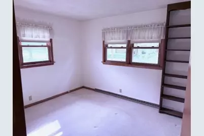 653 Gerald Avenue, Sun Prairie, WI 53590 - Photo 13