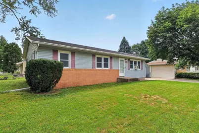 1744 Romona Court, Beloit, WI 53511 - Photo 9