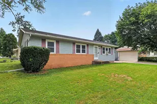 1744 Romona Ct, Beloit, WI 53511 - Photo 9