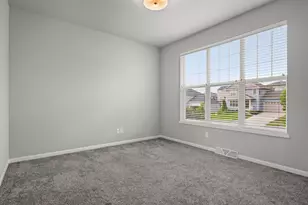 452 Blackburn Bay Dr, Verona, WI 53593 - Photo 15