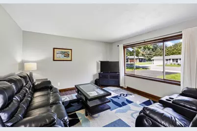 1335 Johnson Street, Stoughton, WI 53589 - Photo 11