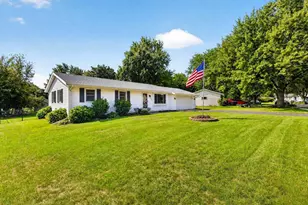 1335 Johnson St, Stoughton, WI 53589 - Photo 3