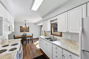1335 Johnson St, Stoughton, WI 53589 - Photo 23