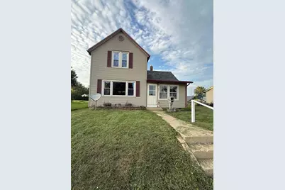 934 E Garden Street, Freeport, IL 61032 - Photo 1