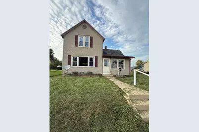 934 E Garden Street, Freeport, IL 61032 - Photo 11