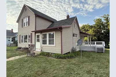 934 E Garden Street, Freeport, IL 61032 - Photo 3
