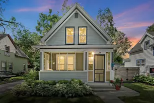 34 Farwell St, Madison, WI 53704 - Photo 1