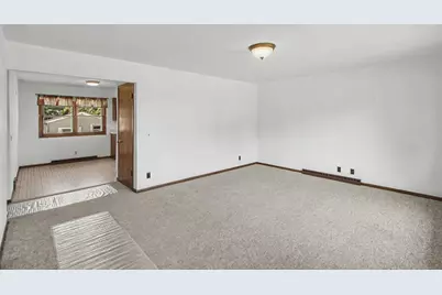 221 Washington Street, Portage, WI 53901 - Photo 3