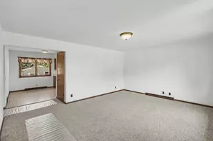 221 Washington St, Portage, WI 53901 - Photo 3