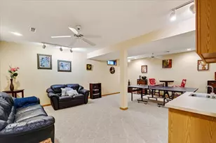 827 Ridge View Ln, Oregon, WI 53575 - Photo 35