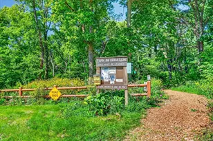 827 Ridge View Ln, Oregon, WI 53575 - Photo 5