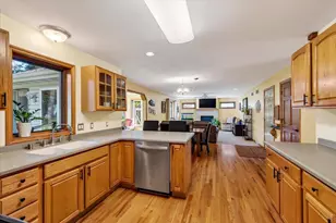 827 Ridge View Ln, Oregon, WI 53575 - Photo 15