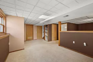 9 S Bartelt Ct, Madison, WI 53704 - Photo 27