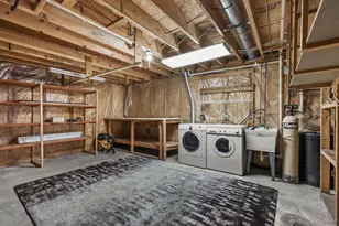 9 S Bartelt Ct, Madison, WI 53704 - Photo 29