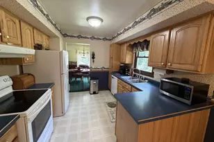 14 Eldon Ct, Madison, WI 53716 - Photo 9