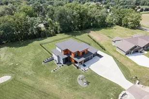 5921 N Sessler Ct, Milton, WI 53563 - Photo 21