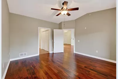 37 Cherokee Circle #P13-23, Madison, WI 53704 - Photo 23