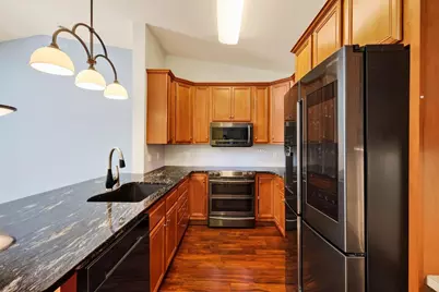 37 Cherokee Circle #P13-23, Madison, WI 53704 - Photo 7