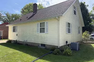 1720 Myra Ave, Janesville, WI 53548 - Photo 3