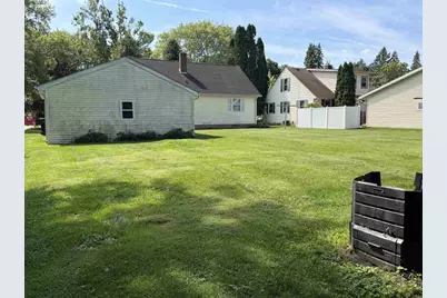 1720 Myra Avenue, Janesville, WI 53548 - Photo 5