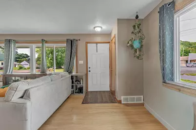 3102 E Fairchild S Street, La Crosse, WI 54601 - Photo 17