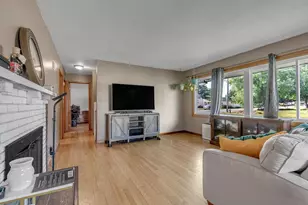 3102 E Fairchild S St, La Crosse, WI 54601 - Photo 15