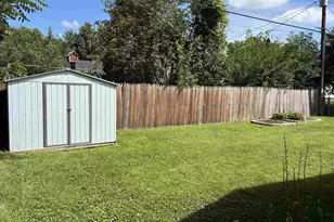 1702 Gartland Ave, Janesville, WI 53548 - Photo 9