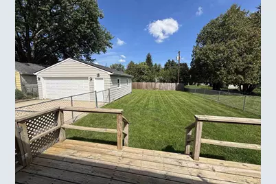 1702 Gartland Avenue, Janesville, WI 53548 - Photo 11