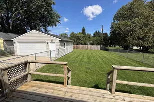 1702 Gartland Ave, Janesville, WI 53548 - Photo 11