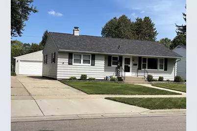 1702 Gartland Avenue, Janesville, WI 53548 - Photo 3