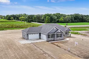 5524 E Kido Way, Milton, WI 53563 - Photo 1