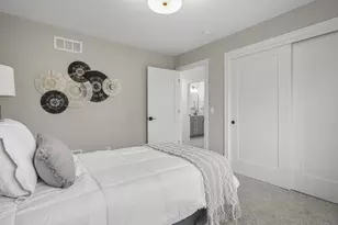 1410 Stonehaven Dr, Sun Prairie, WI 53590 - Photo 27
