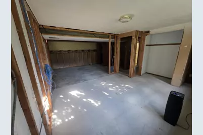 512 Central Avenue, Deerfield, WI 53531 - Photo 37