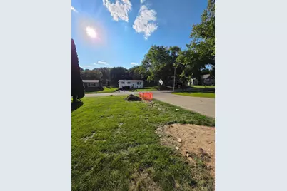 512 Central Avenue, Deerfield, WI 53531 - Photo 5