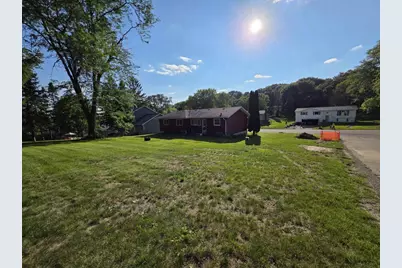 512 Central Avenue, Deerfield, WI 53531 - Photo 9