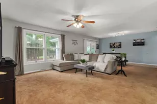 7791 N Honeysuckle Ln, Edgerton, WI 53534 - Photo 9