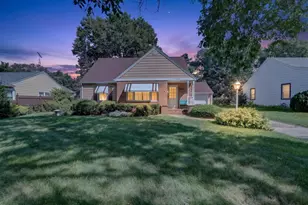1527 Highland Ave, Beloit, WI 53511 - Photo 1