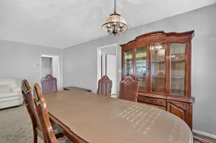 1527 Highland Ave, Beloit, WI 53511 - Photo 9