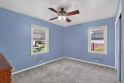 1527 Highland Avenue, Beloit, WI 53511 - Photo 17